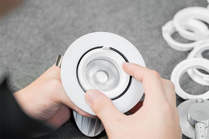 Installation of the lens process